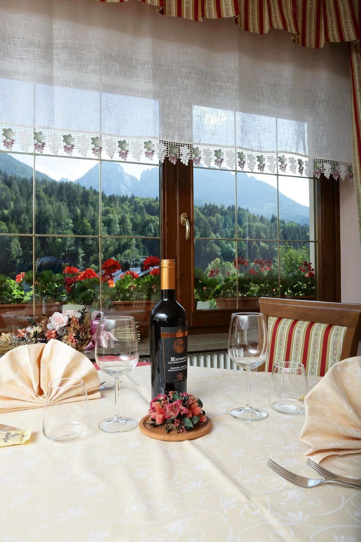 Hotel Al Sole Fusine in Valromana Zewnętrze zdjęcie