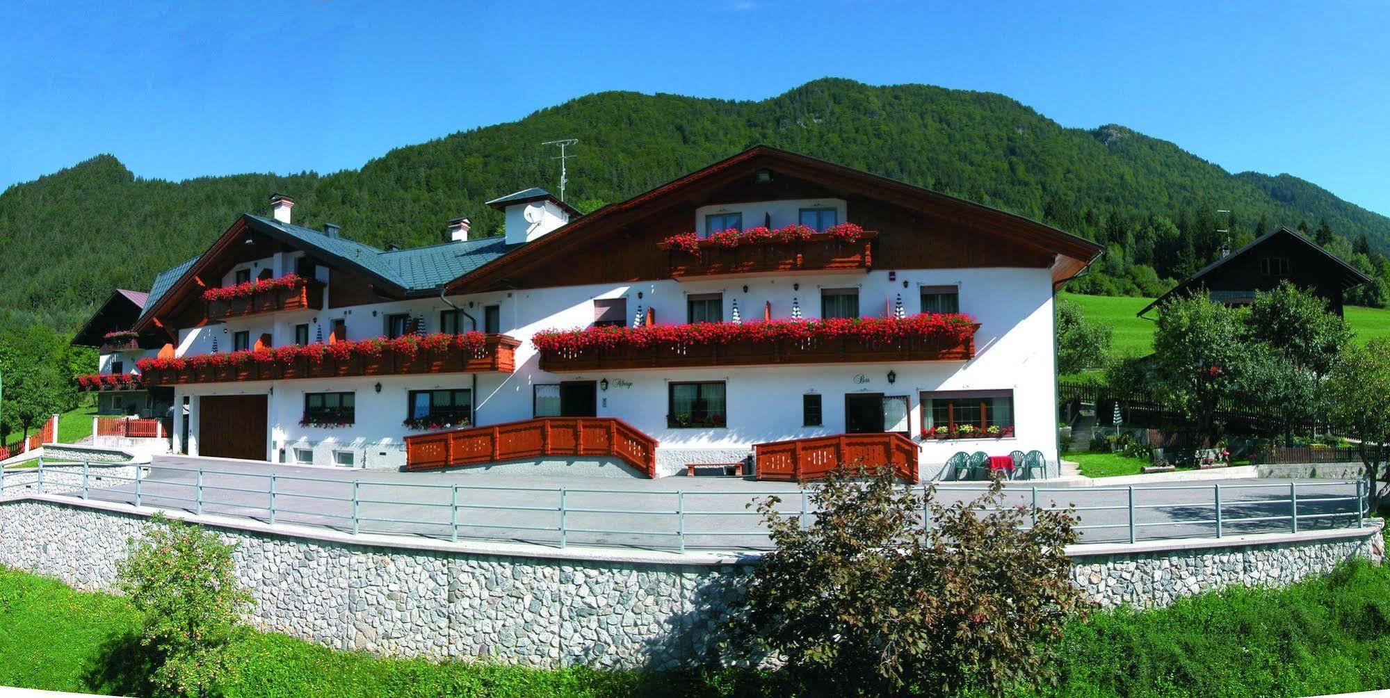 Hotel Al Sole Fusine in Valromana Zewnętrze zdjęcie